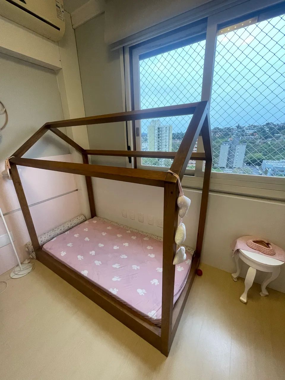 Cama montessoriana infantil cabana - Foto 2