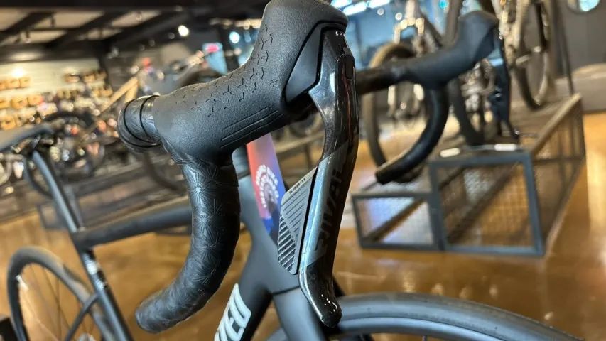 Bicicleta Specialized Tarmac SL8 Comp - Foto 4