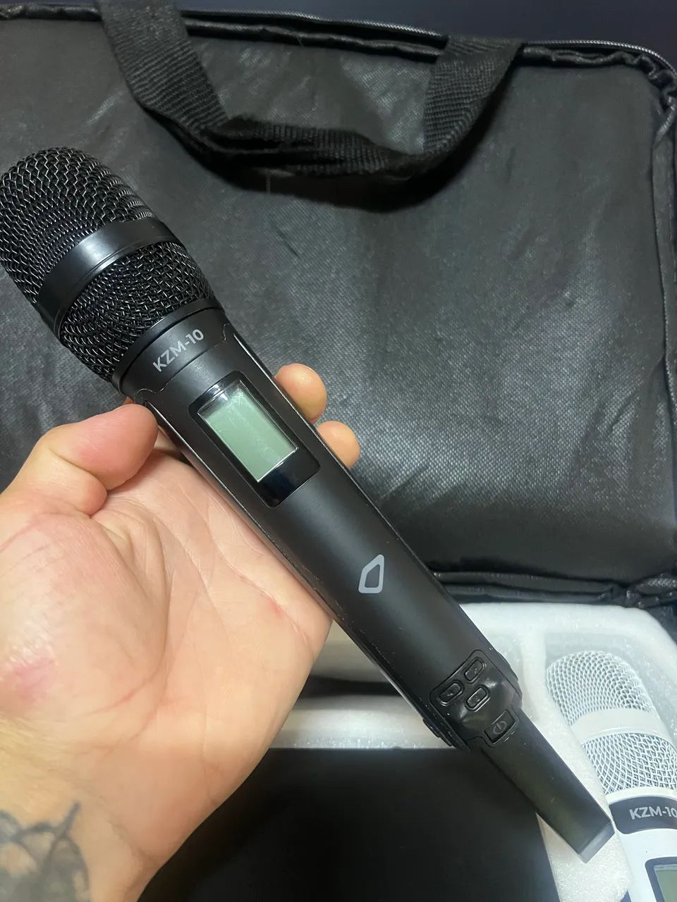 Microfone sem fio duplo KzM10