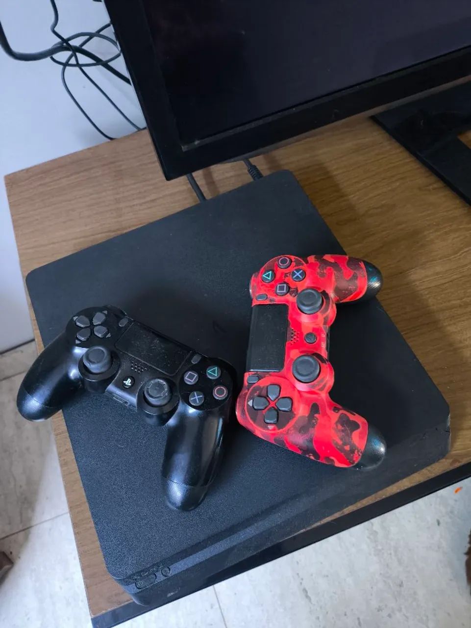 Vendo PS4 slim  - Foto 2