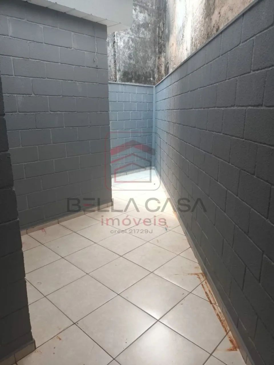 Salão comercial 300m2 2 banheiros 1 sala escritório - Foto 4