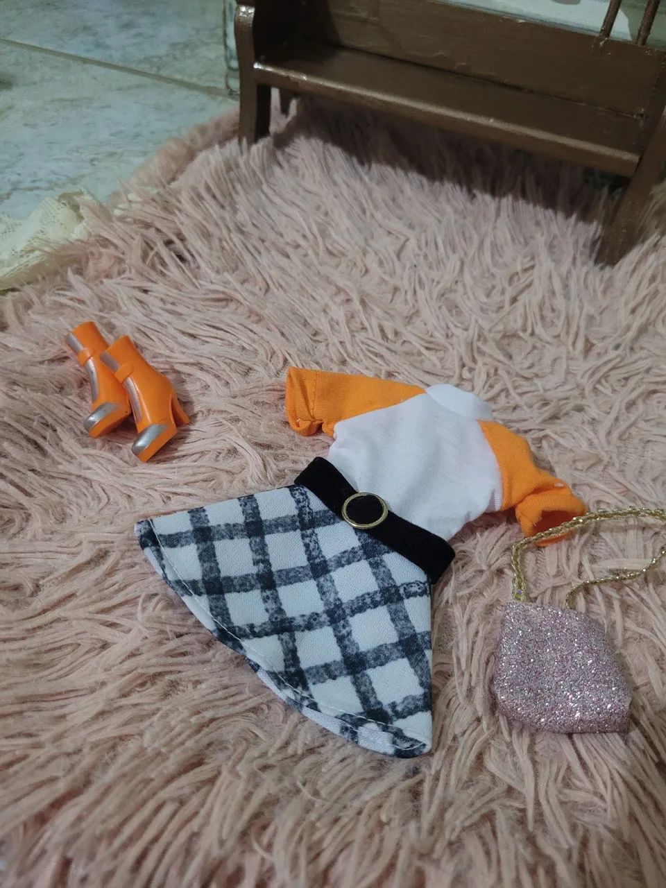 Boneca SUSI roupa Passeio de Domingo.