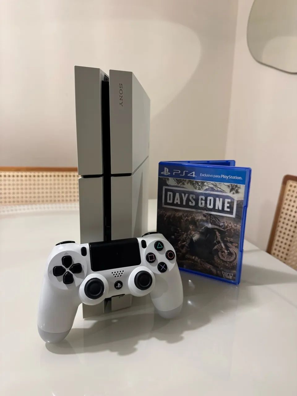 Ps4 fat branco + jogo  - Foto 2