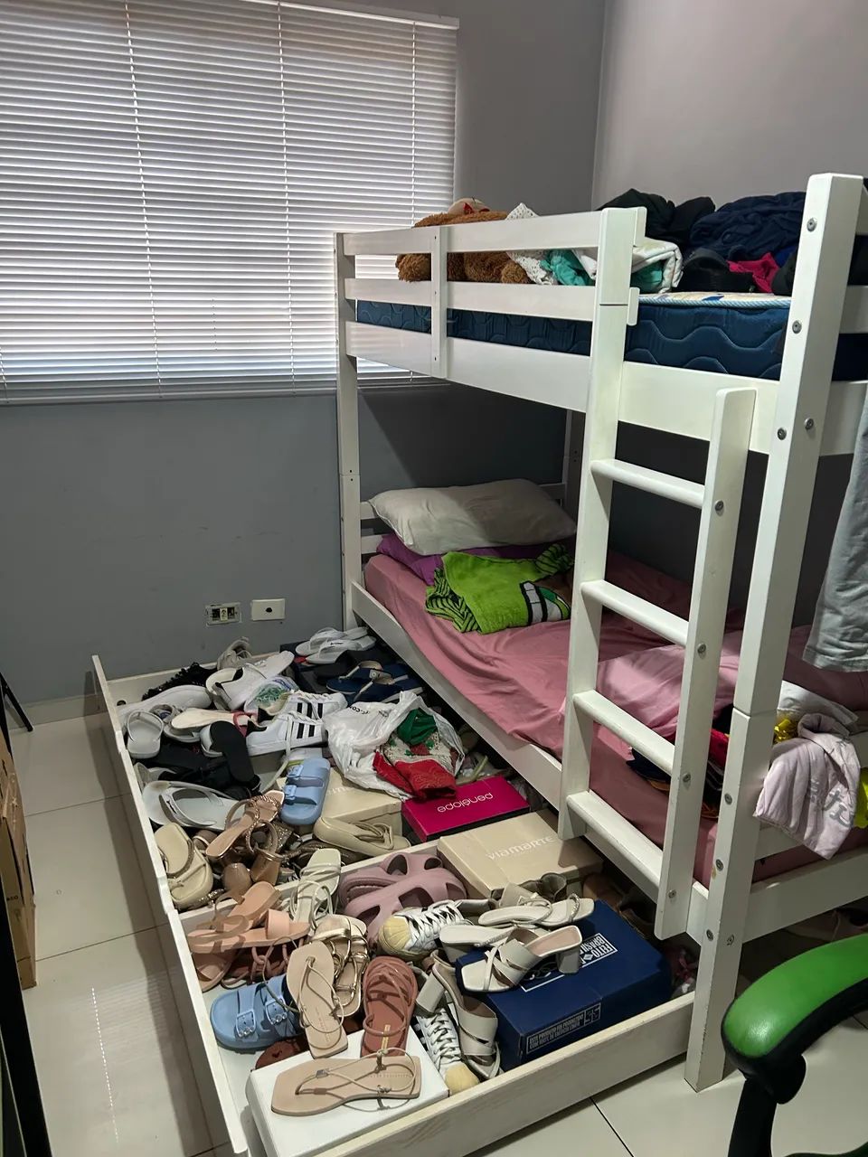 Cama treliche com 2 colchões ortobom, em ótimo estado - Foto 4
