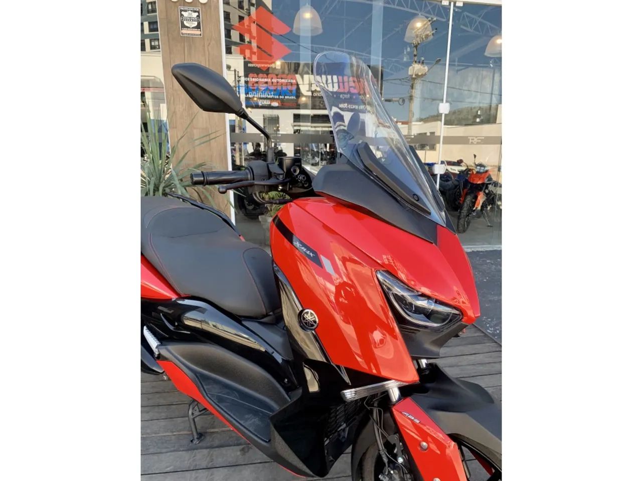 Yamaha Xmax 250 abs 2024 - Foto 5