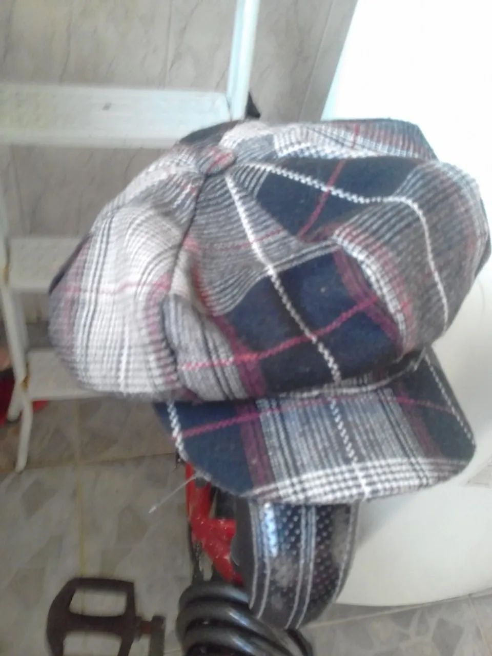 Boina de lã xadrez- feminina  - Foto 3