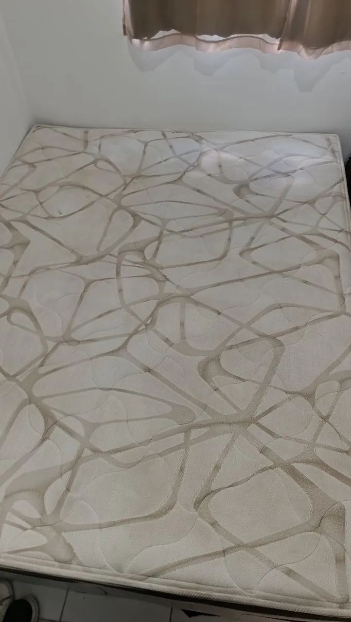 Cama Queen usada - Foto 2