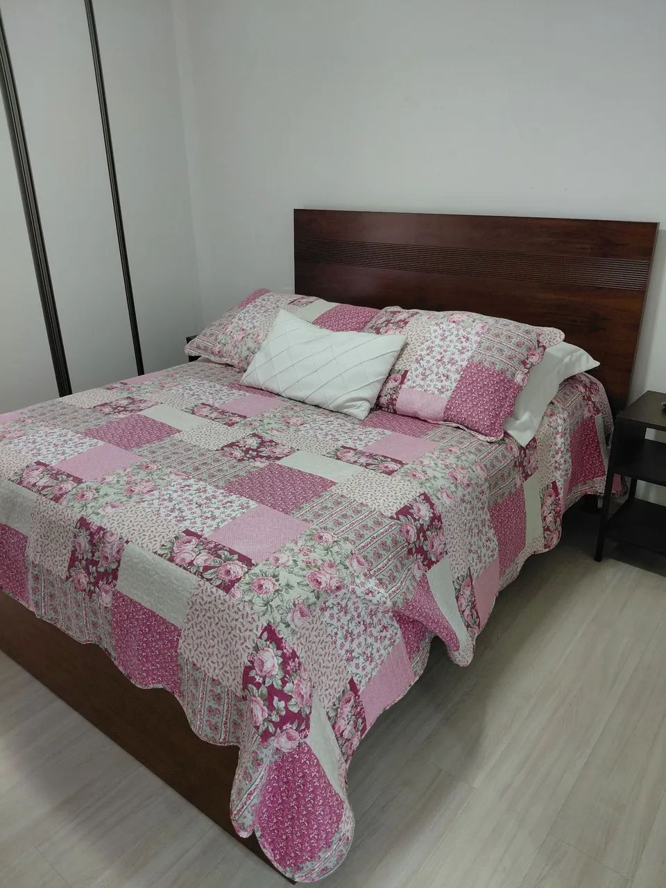 Cama e colchão 
