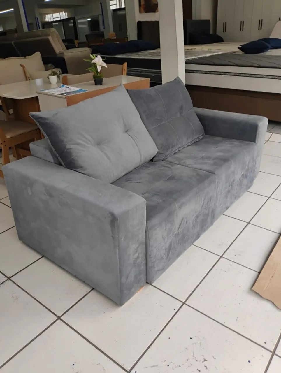 Sofá retrátil cinza flash 3 lugares - Foto 2