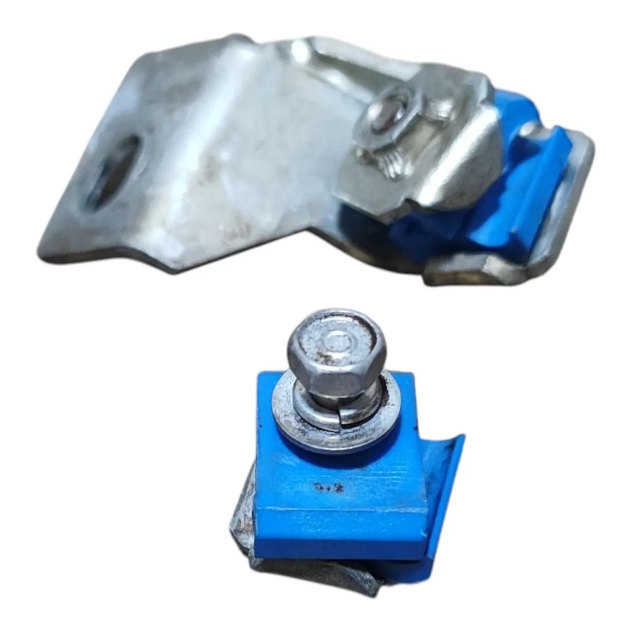 Suporte Cano Injetor Bomba Flauta Tector *0 Fpt Nef4