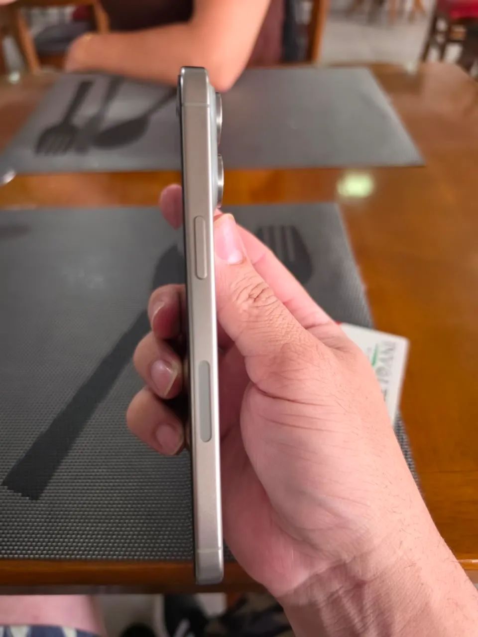 iPhone 15 pro Max 256 - Foto 4