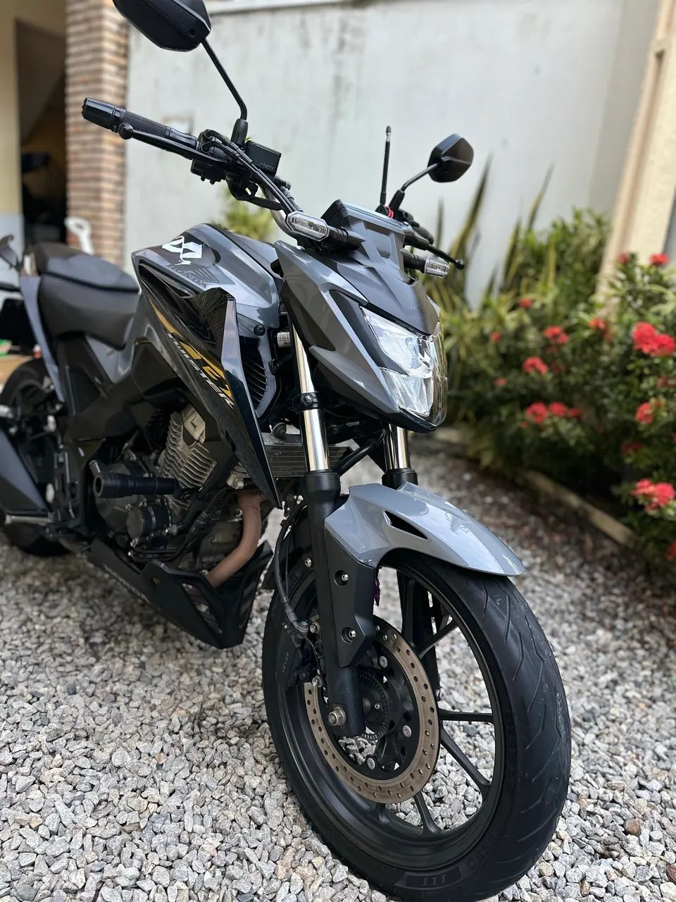 CB300F extremamente nova  - Foto 5
