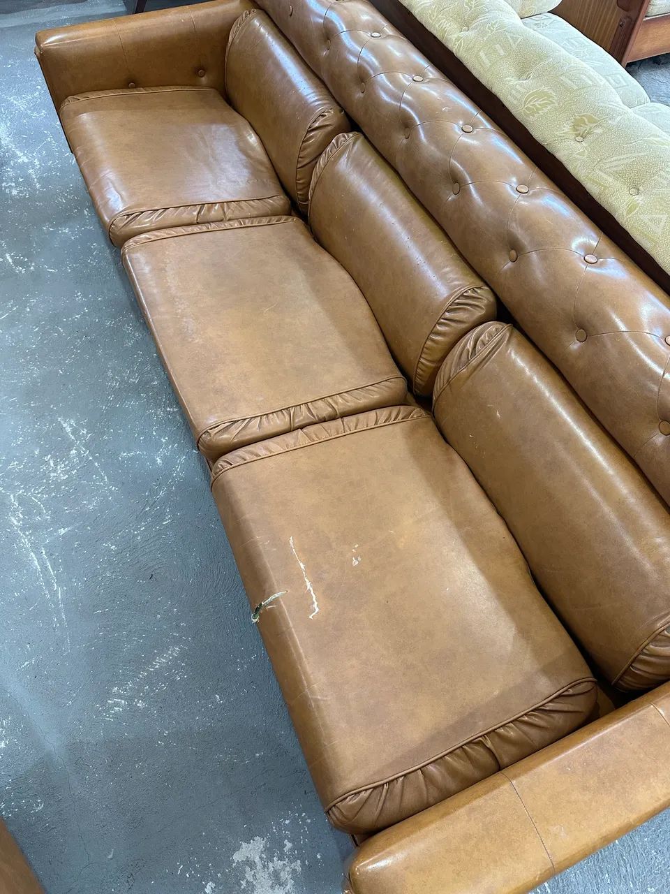 Conjunto sofá 3 lugares com 2 poltronas - Foto 5