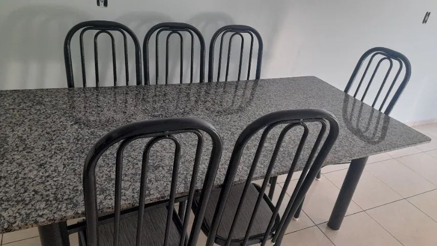 Mesa em granito 8 cadeiras - Foto 2