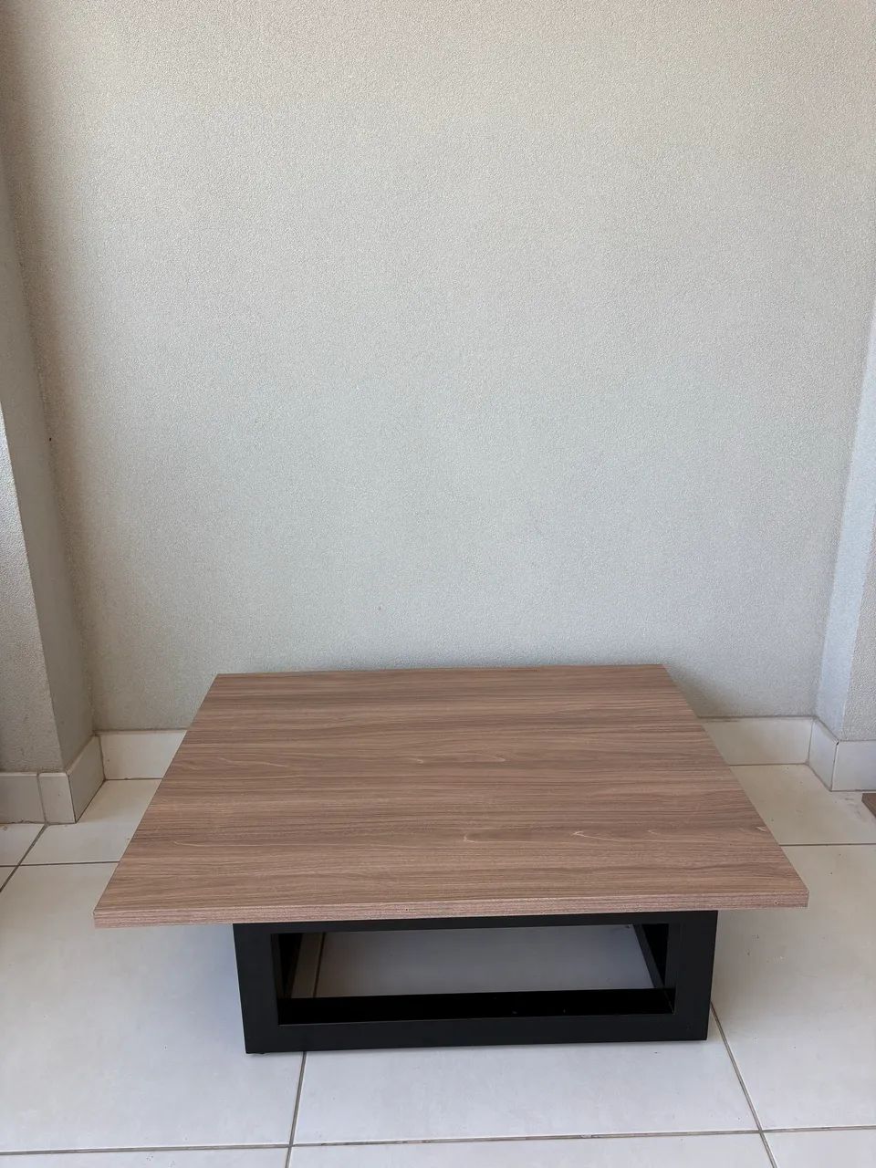 Mesa de Centro super nova ! R$ 240 - Foto 2