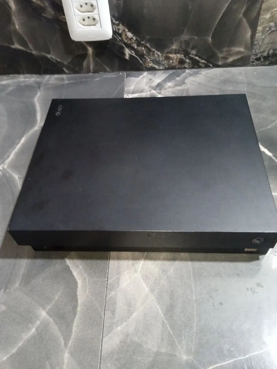 Xbox one x 4k 1Tb 