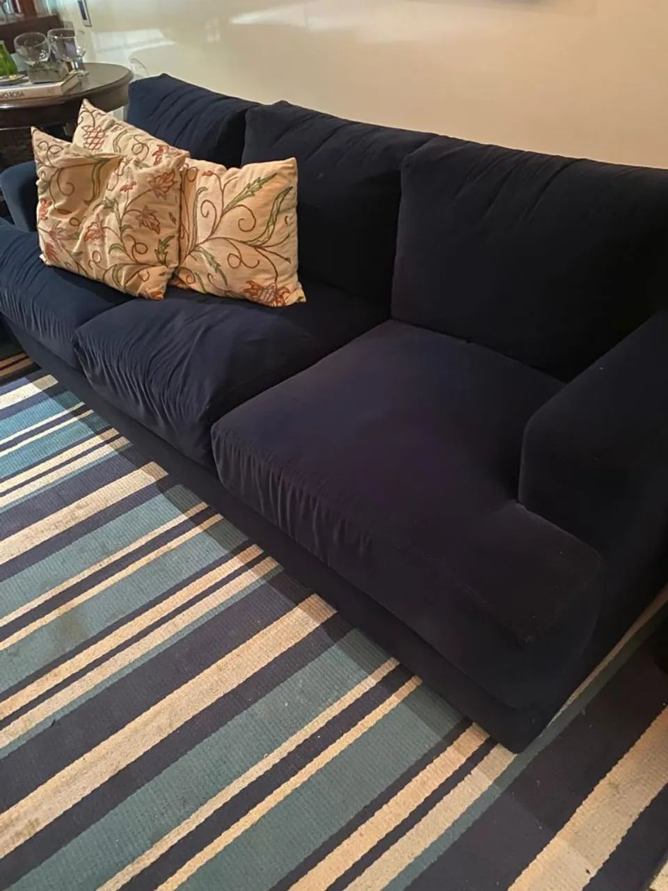Sofá 2 e 3 lugares veludo azul petróleo  - Foto 2