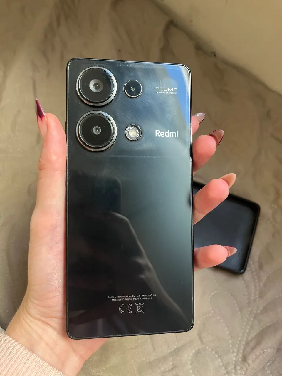 Celular Xiaomi Redmi 13 pro - Foto 2