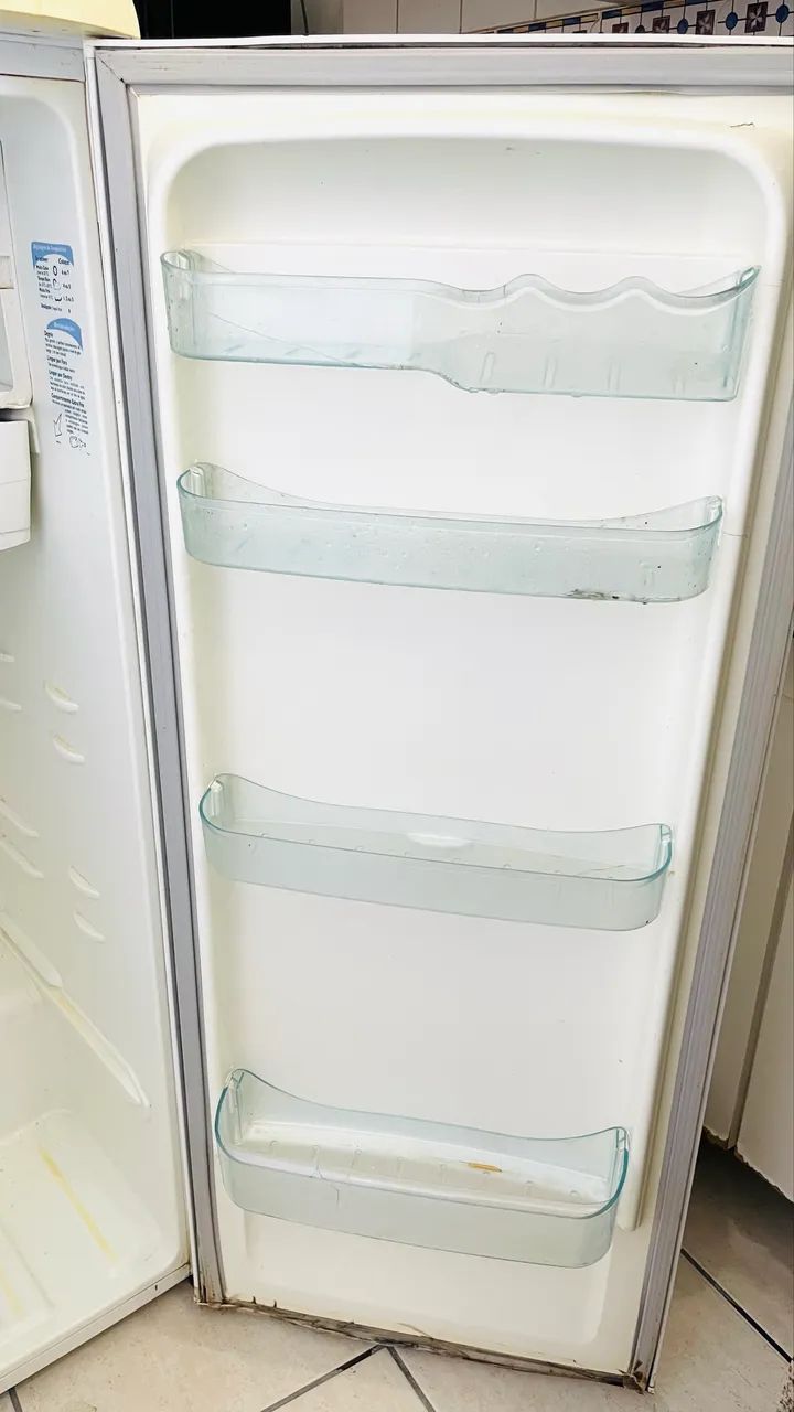 Geladeira Eletrolux  - Foto 2