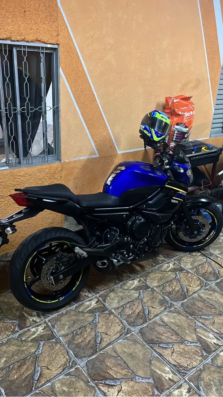 YAMAHA XJ6 2019 - Foto 2