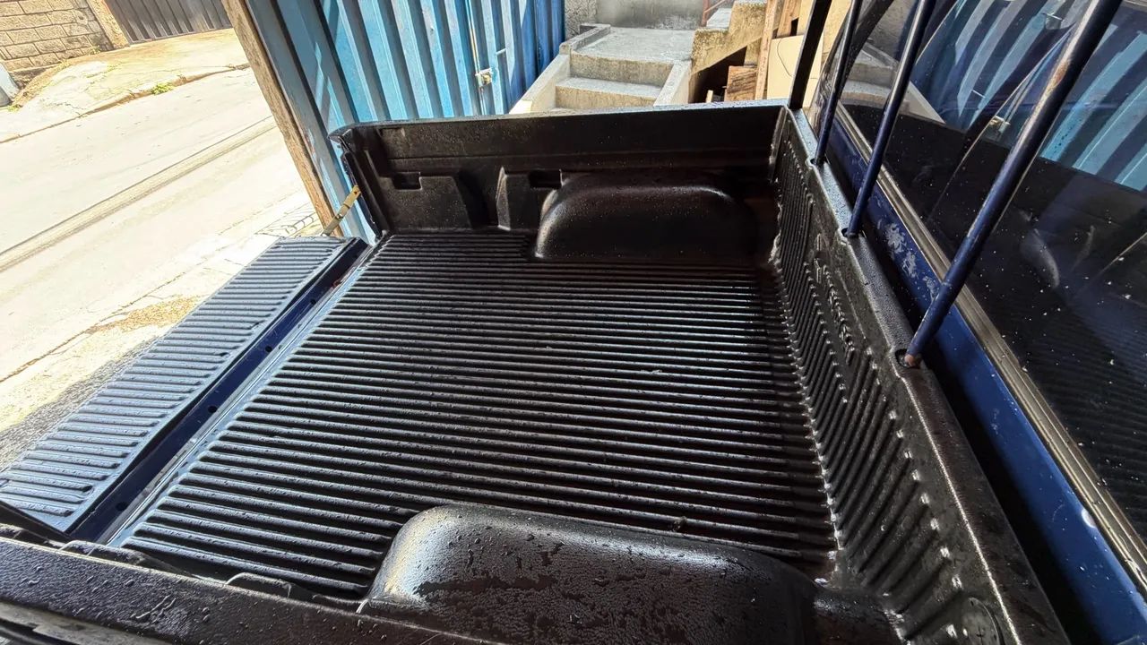 Mitsubishi L200 2.5 4X2 CD Turbo Diesel 1998