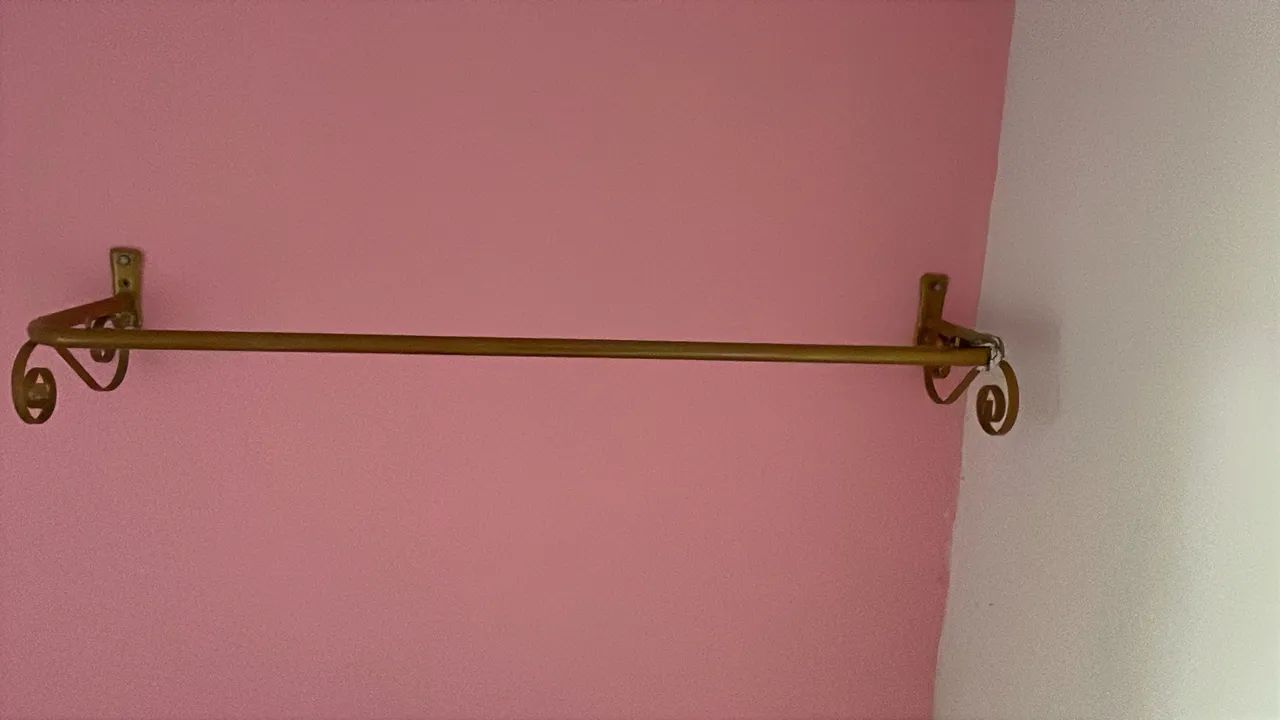 Arara de roupas 