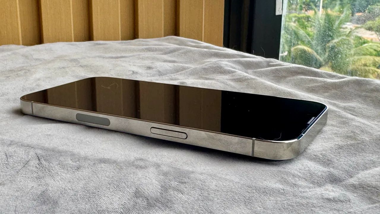 iPhone 13 Pro - Silver - 128GB - Celulares e Smartphones - Setor