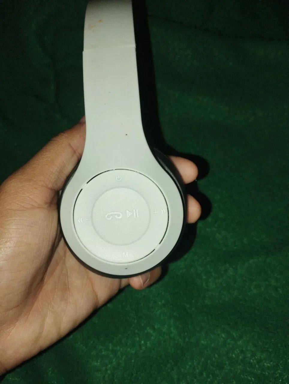 Wireless headset428513628972666881