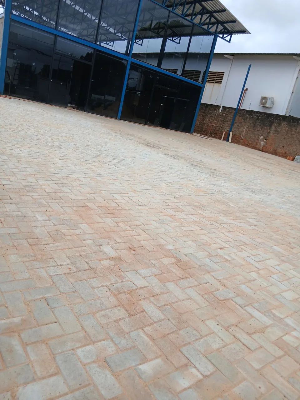 CALÇADA  DE BlOCO PAVIMENTO  - Foto 2