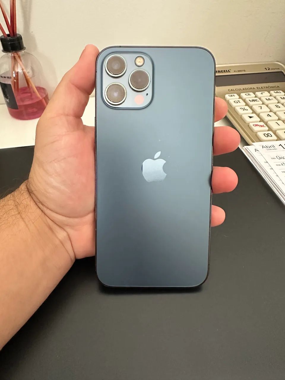 iPhone 12 Pro Max - Foto 2