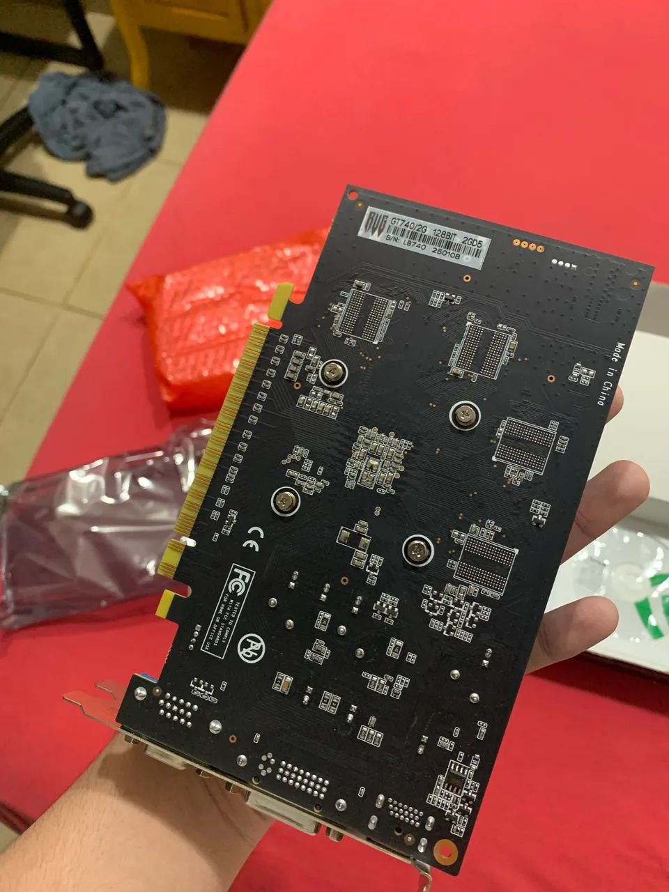 NVIDIA GeForce GT 740 2 GB GDDR5 - Foto 2