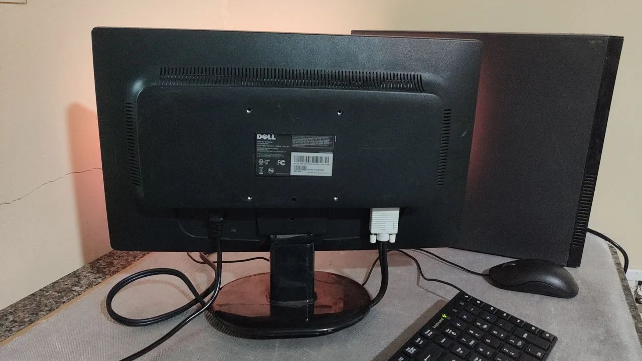 Monitor Dell 19 polegadas VGA  - Foto 2