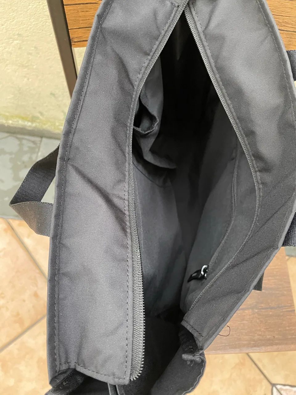 Bolsa Nike Gym Tote Preta - Foto 2