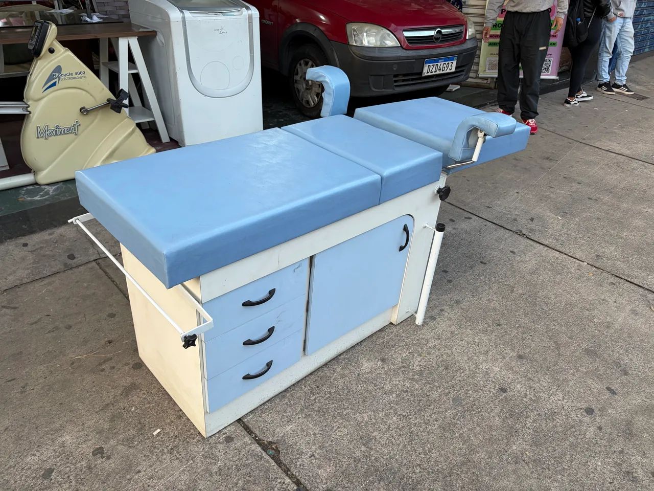 Mesa ginecológica com gabinete - Foto 4