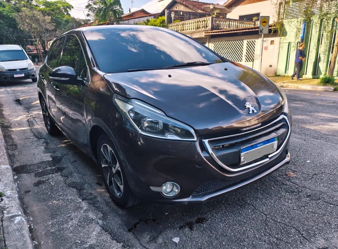 Peugeot 208 208 Premier 1.6 Flex 16V 5p 2014