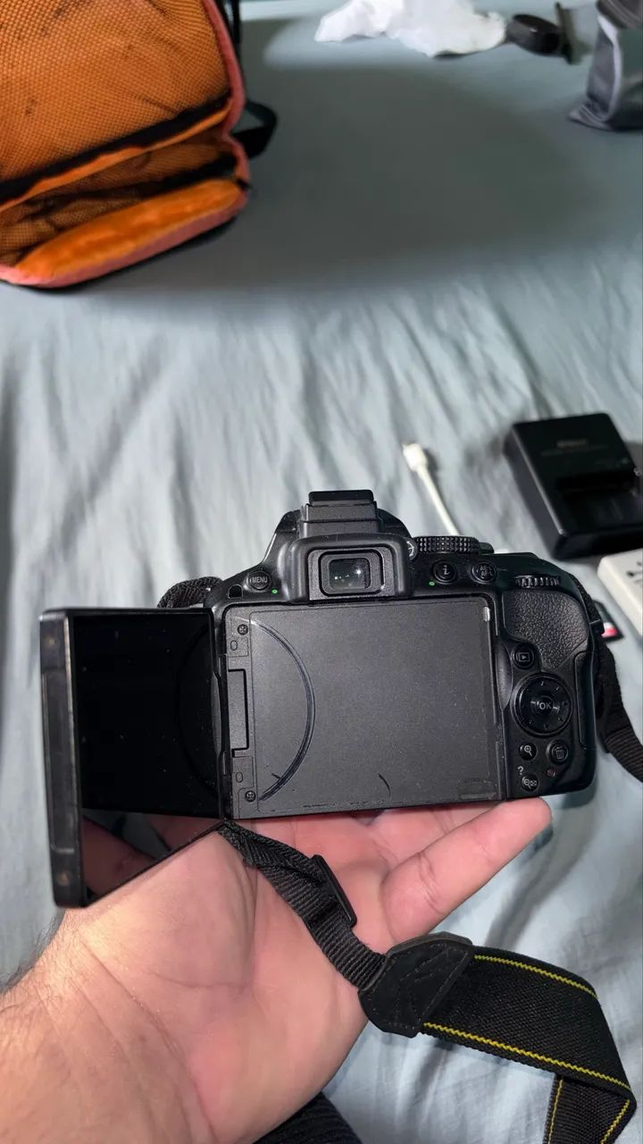 Câmera Nikon D5300 - Foto 2