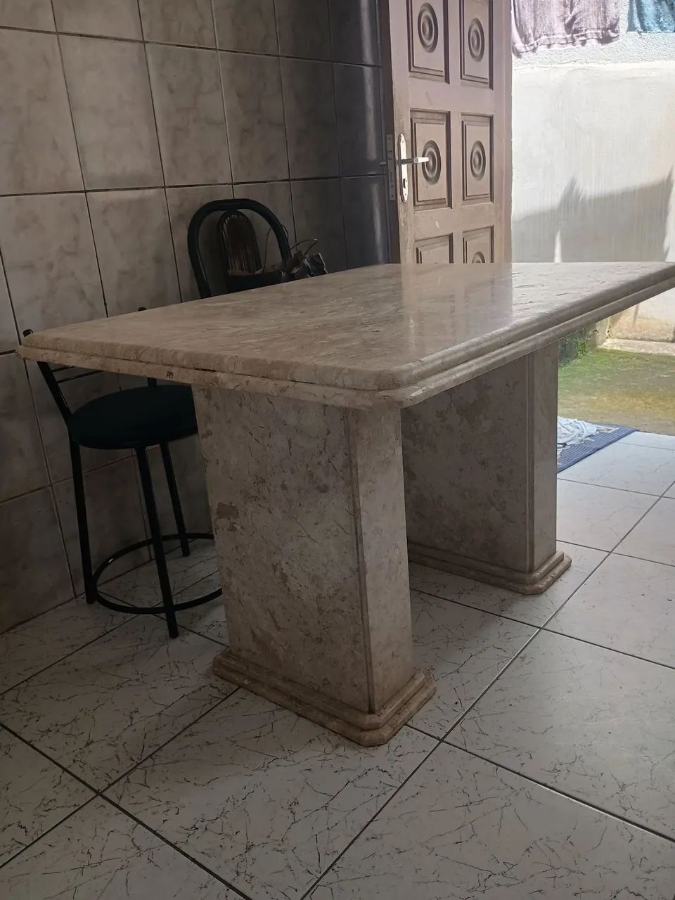 Mesa de mármore luxo.