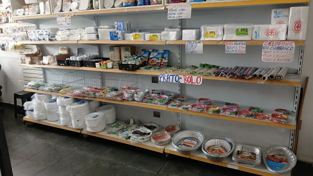 Vende se prateleiras  e gondulas  - Foto 2