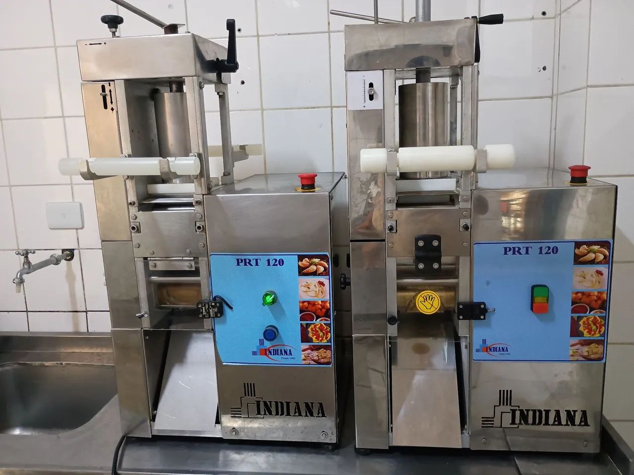 Máquinas de ravioli e pastel 