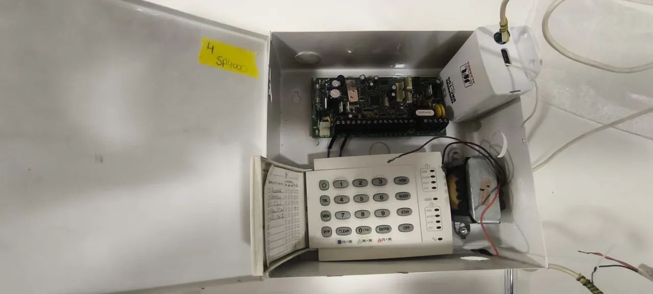 Centrais Alarme Monitoradas Paradox - Foto 4