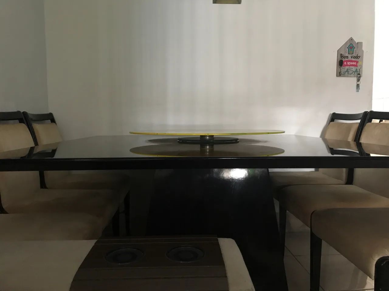 Mesa de vidro com tampo giratório e 6 cadeiras - Foto 4