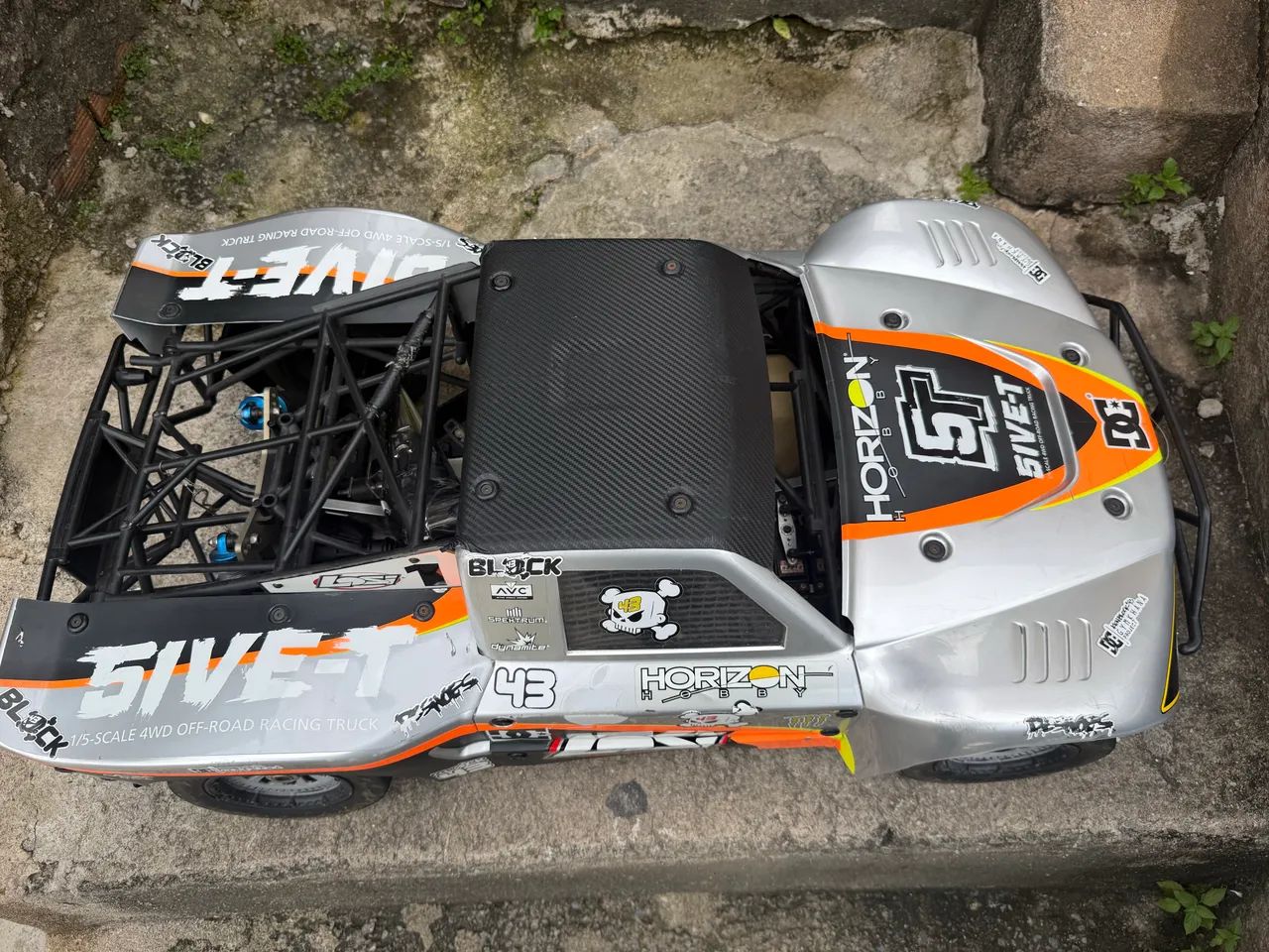 Automodelo Losi 5Five T