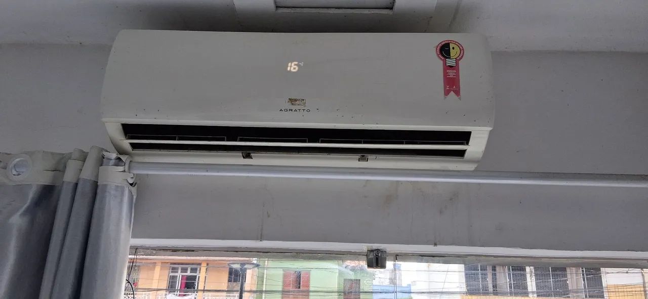 Vendo uma split de 18.000 BTUs