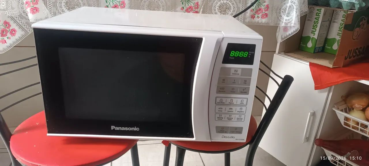 MICROONDAS PANASONIC 21L C/DEFEITO - Foto 3