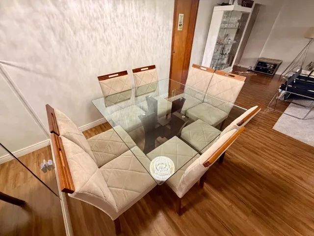 Mesa de Jantar + 8 Cadeiras - Foto 2