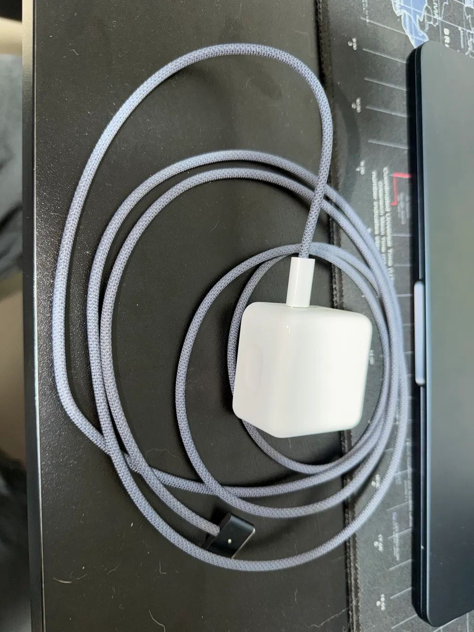 MacBook Air 2025 midnigth M4 512 ssd 