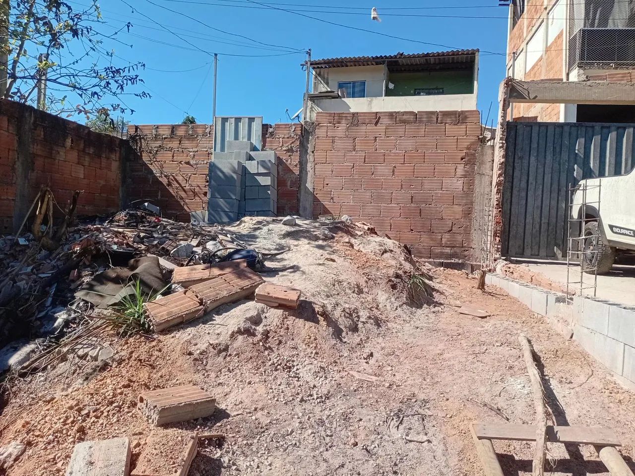 Meio lote a venda - Foto 5