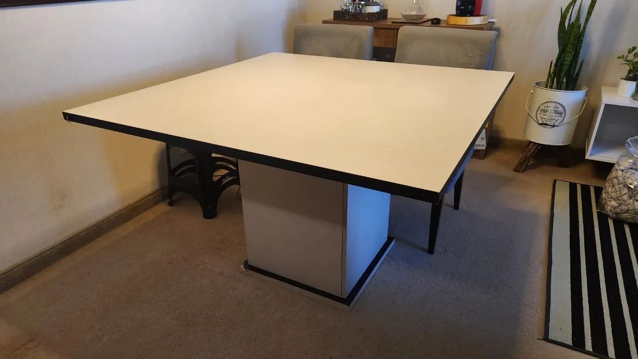 Vende-se mesa com 4 cadeiras  - Foto 4
