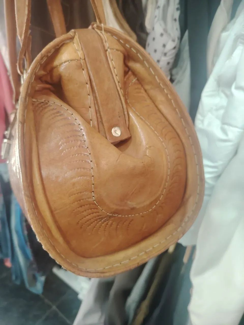 Bolsa baú vintage de couro - Foto 3