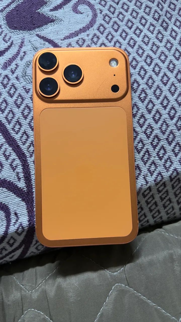 IPHONE XR 128 GIGA NA CARCAÇA DO IPHONE 17 PRO